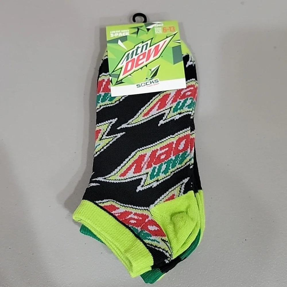 NWT Men's Mountain Dew 3 pack socks